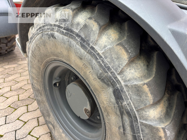 Chargeuse sur pneus Liebherr L506