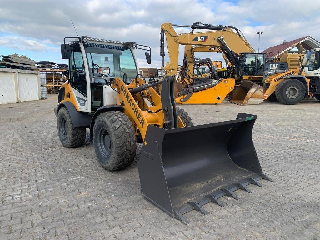 Chargeuse sur pneus Liebherr L506 Compact