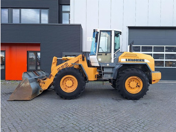 Chargeuse sur pneus Liebherr L522