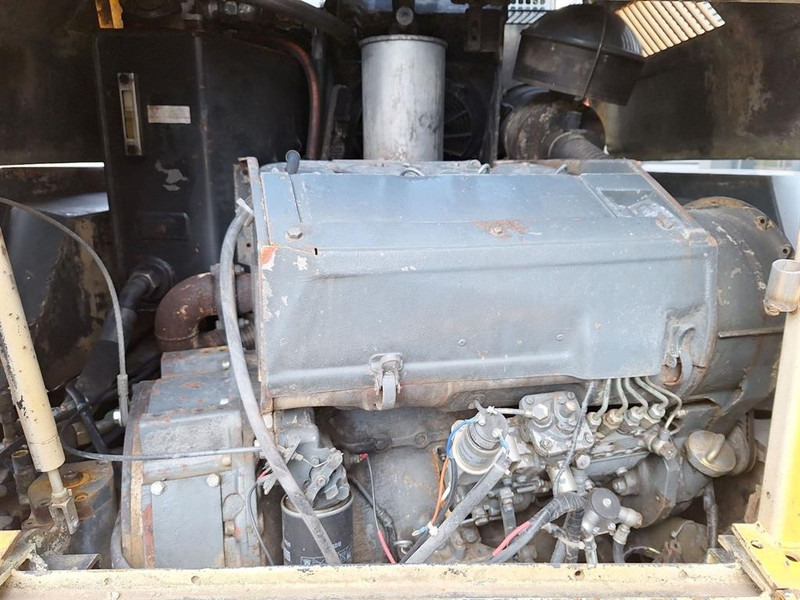 Chargeuse sur pneus Liebherr L522