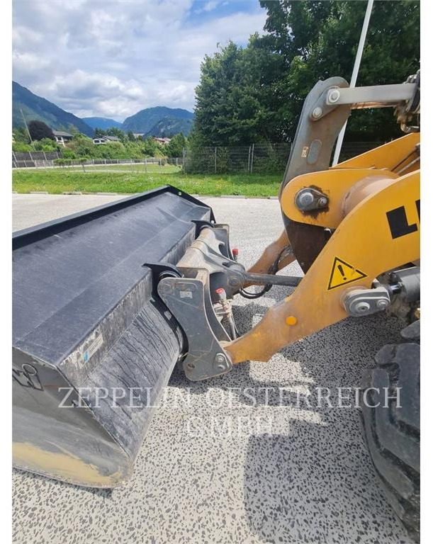 Chargeuse sur pneus Liebherr L526