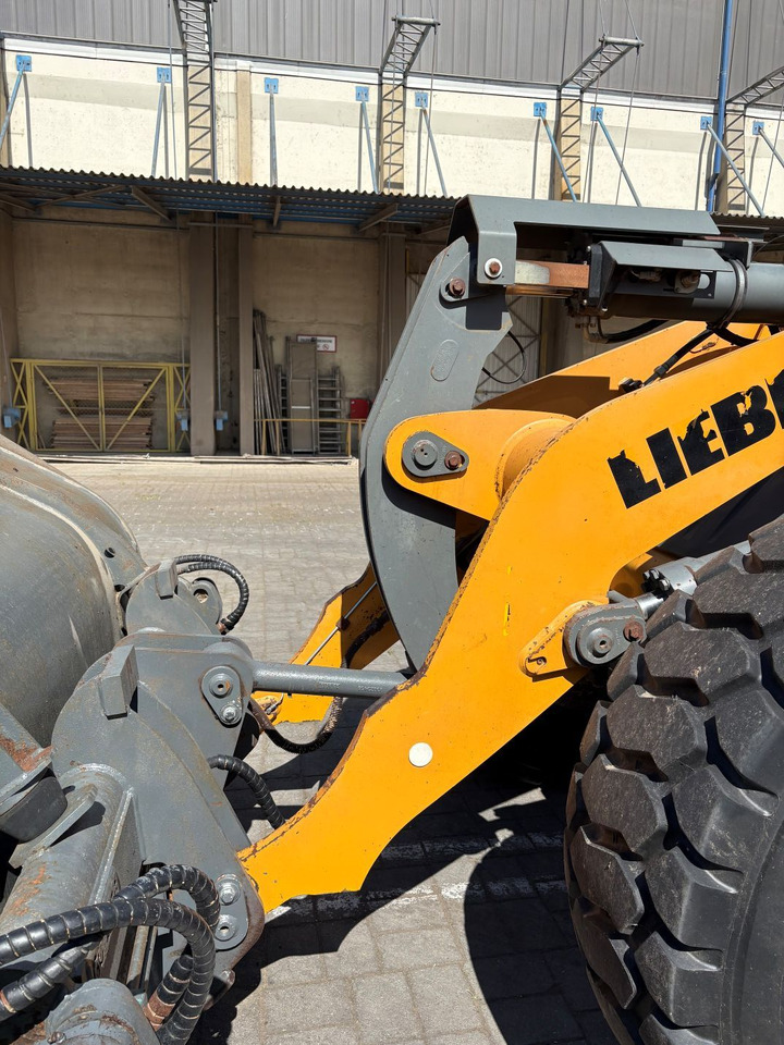 Chargeuse sur pneus Liebherr L538
