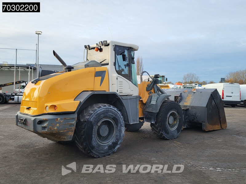 Chargeuse sur pneus Liebherr L538 High Tip Bucket