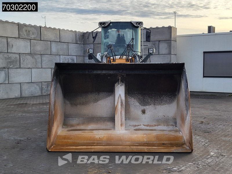 Chargeuse sur pneus Liebherr L538 High Tip Bucket