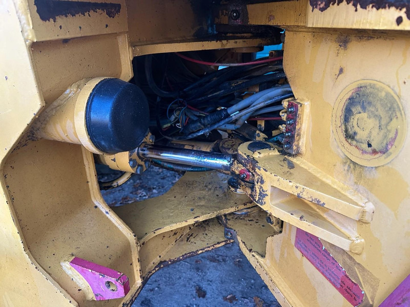 Chargeuse sur pneus Liebherr L541 Included spare wheels