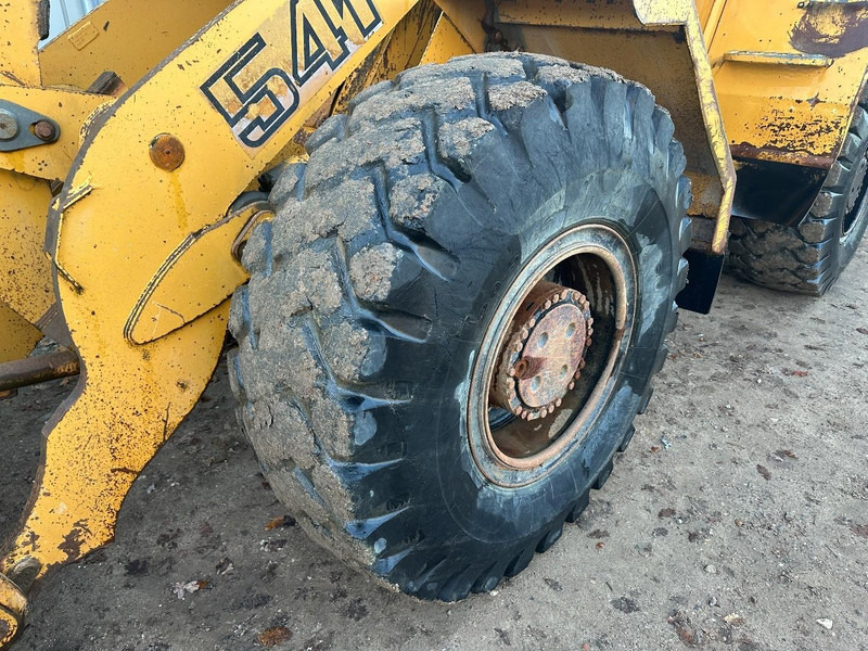 Chargeuse sur pneus Liebherr L541 Included spare wheels