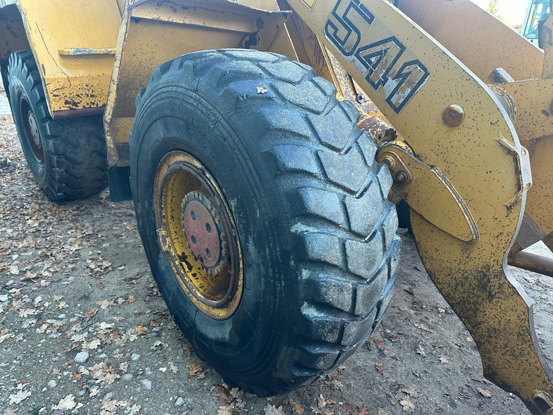 Chargeuse sur pneus Liebherr L541 Included spare wheels