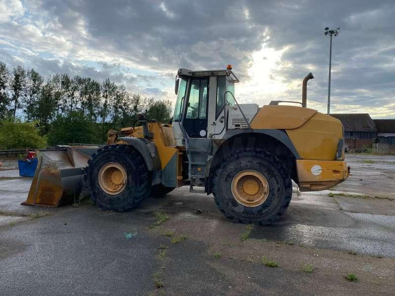 Chargeuse sur pneus Liebherr L544 2PLUS2