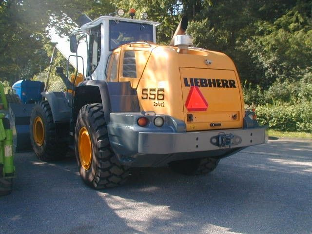 Chargeuse sur pneus Liebherr L556 2plus2