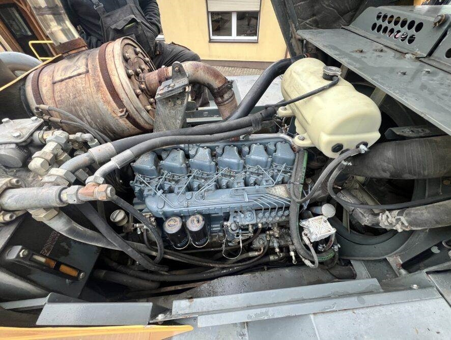 Chargeuse sur pneus Liebherr L564 NEW TIRES