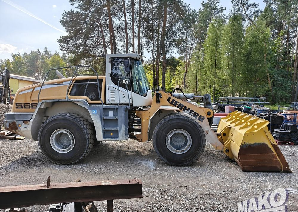 Chargeuse sur pneus Liebherr L566