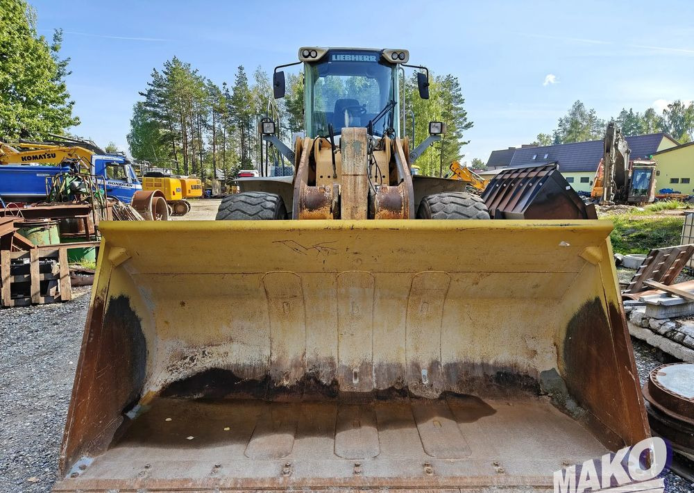 Chargeuse sur pneus Liebherr L566