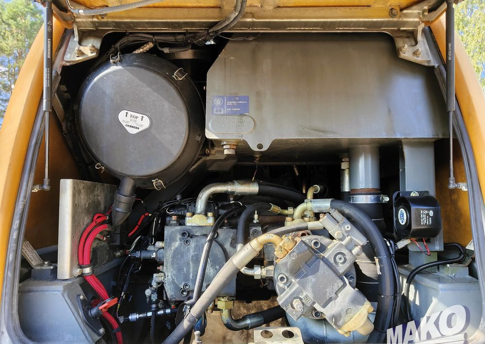 Chargeuse sur pneus Liebherr L566