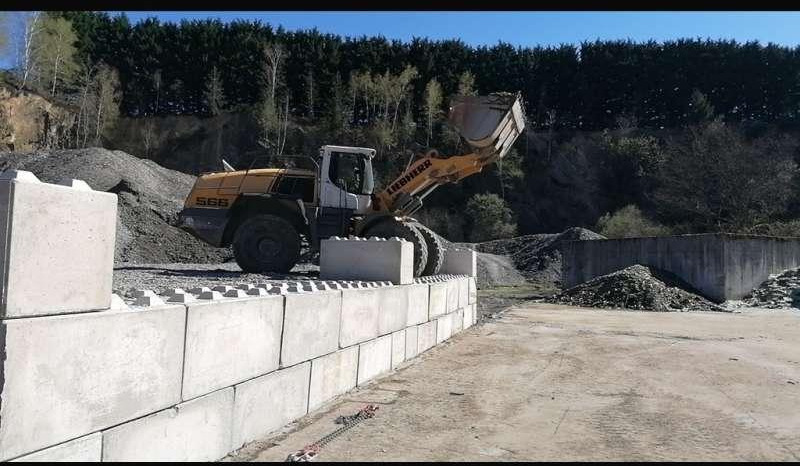 Chargeuse sur pneus Liebherr L566