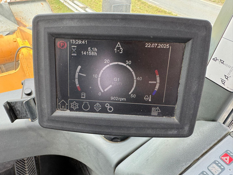 Chargeuse sur pneus Liebherr L566 2plus2