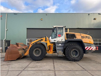 Chargeuse sur pneus Liebherr L576 
