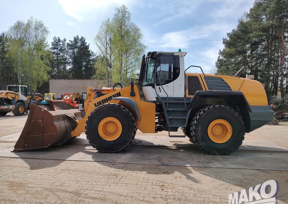 Chargeuse sur pneus Liebherr L576