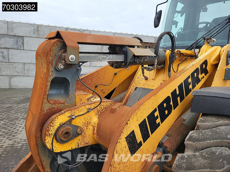Chargeuse sur pneus Liebherr L576