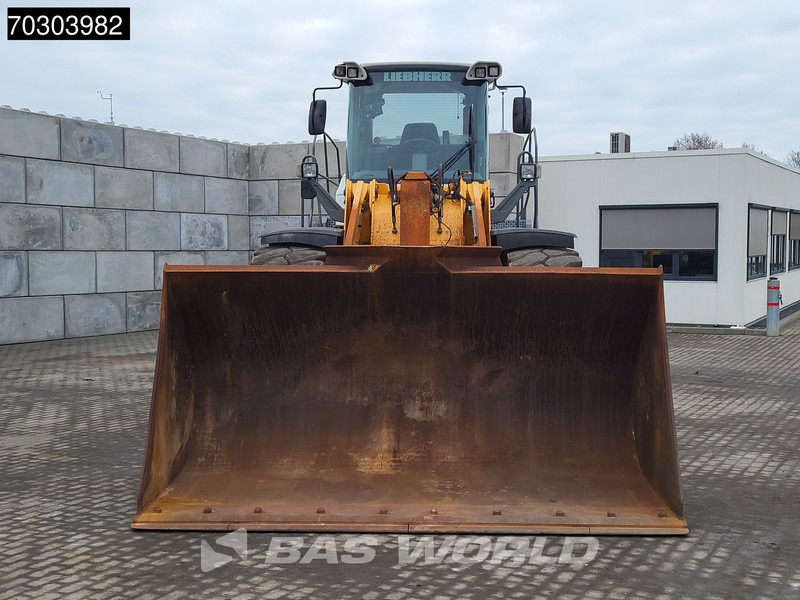 Chargeuse sur pneus Liebherr L576