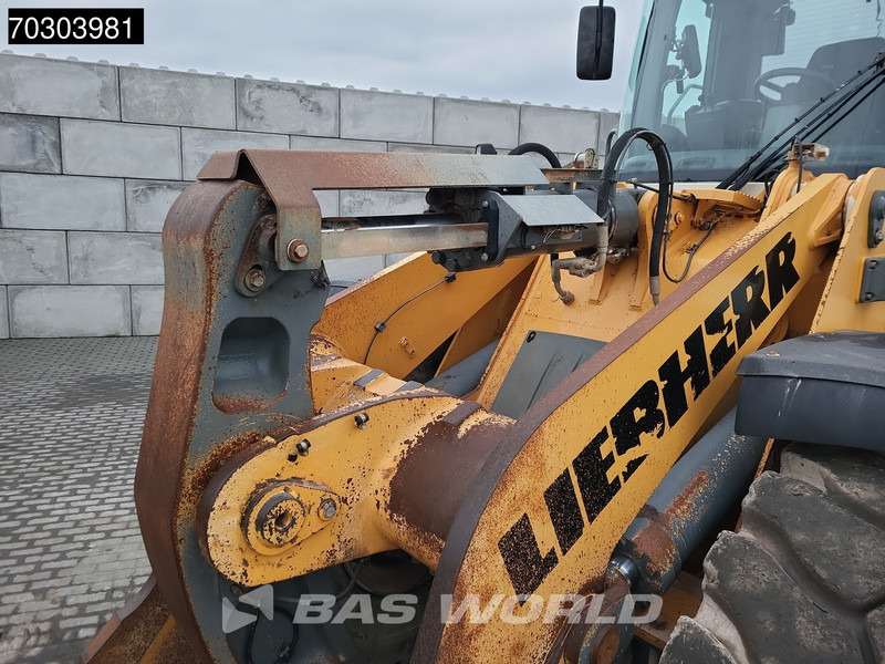 Chargeuse sur pneus Liebherr L576