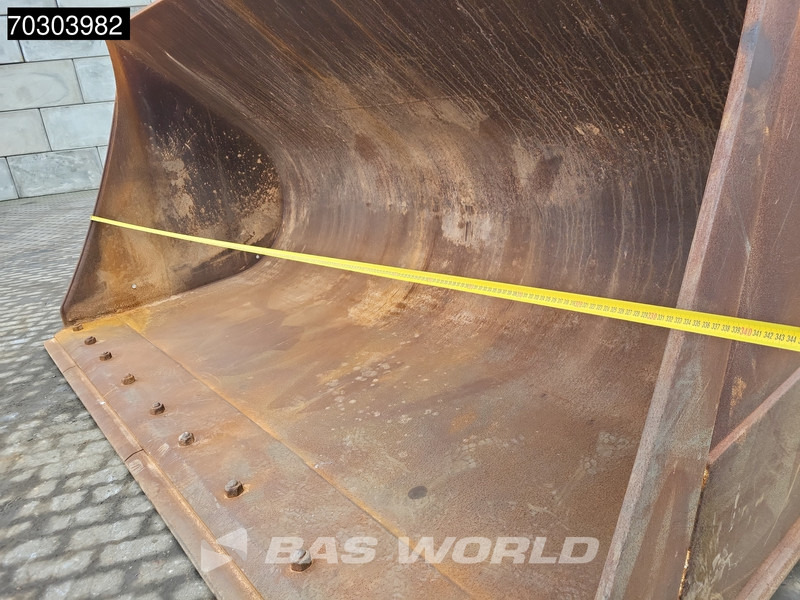 Chargeuse sur pneus Liebherr L576