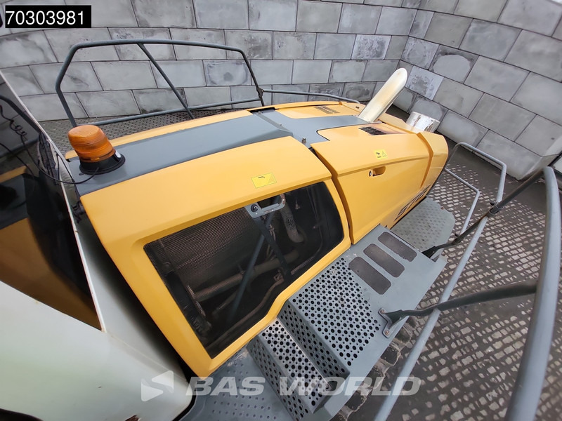 Chargeuse sur pneus Liebherr L576