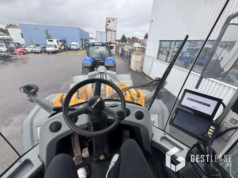 Chargeuse sur pneus Liebherr L576 XPOWER