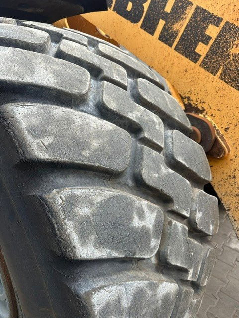 Chargeuse sur pneus Liebherr L576 Xpower