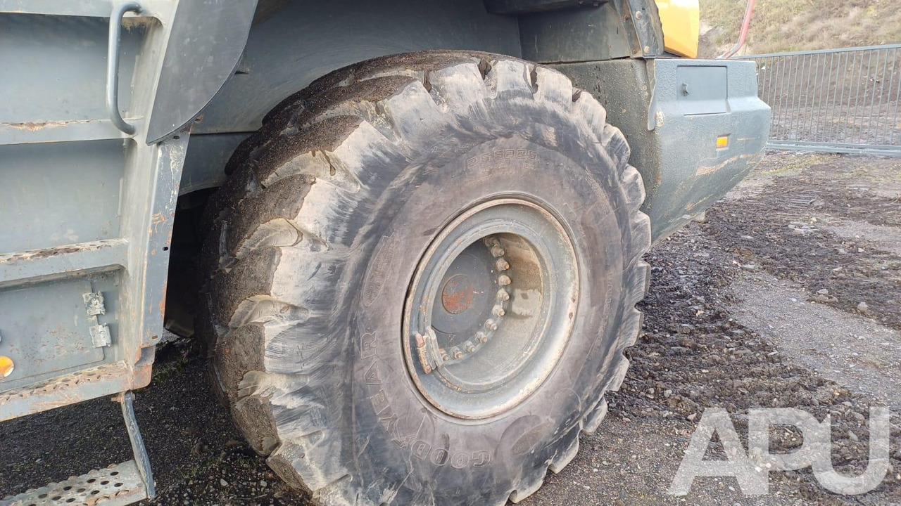 Chargeuse sur pneus Liebherr L576 Xpower