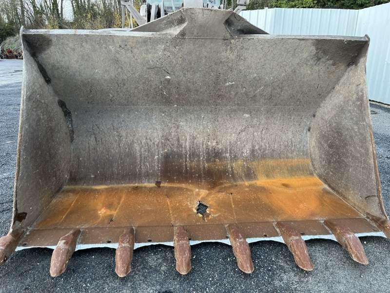 Chargeuse sur pneus Liebherr L580