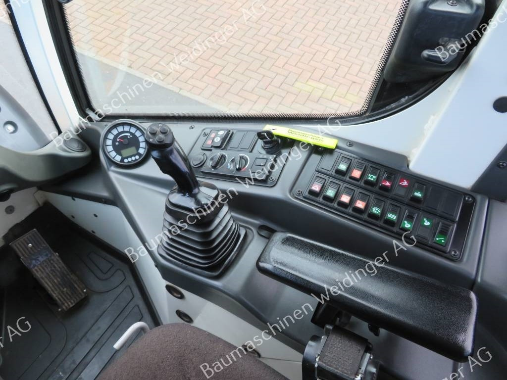 Chargeuse sur pneus Liebherr L 506 C