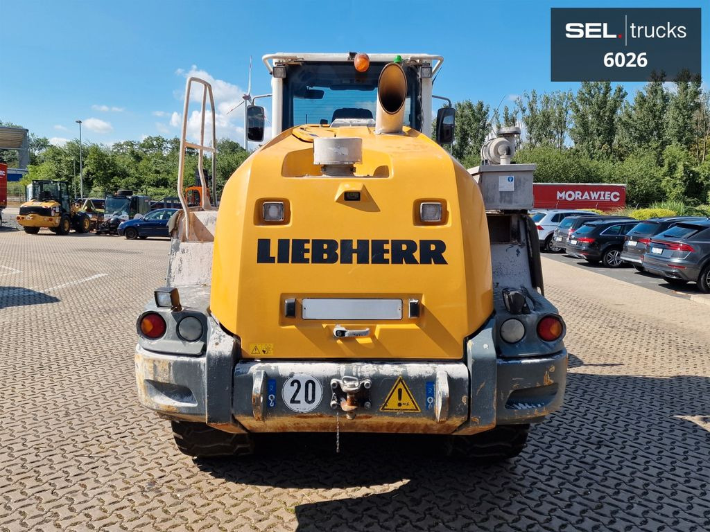 Chargeuse sur pneus Liebherr L 550 / 2014 / 9.783 h