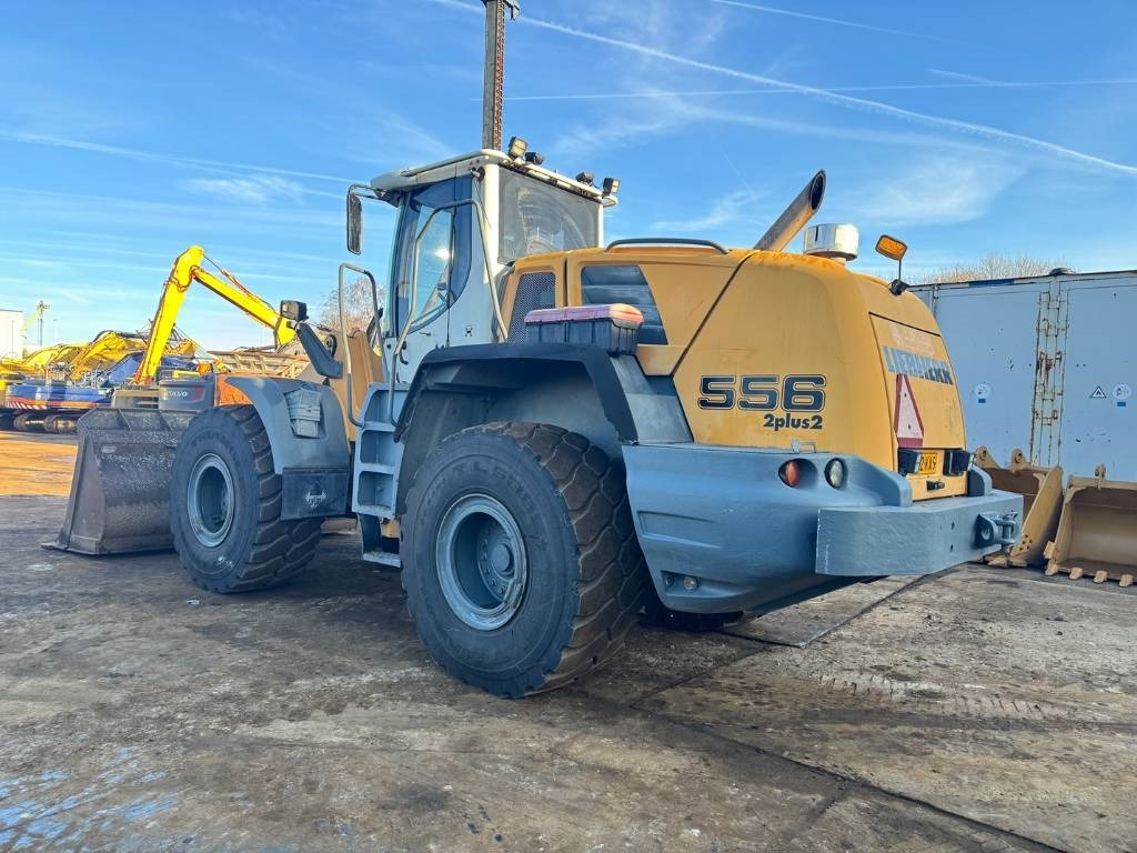 Chargeuse sur pneus Liebherr L 556