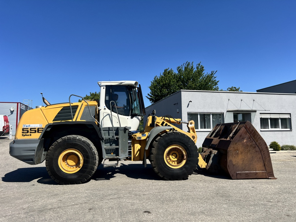 Chargeuse sur pneus Liebherr L 556 (111583)