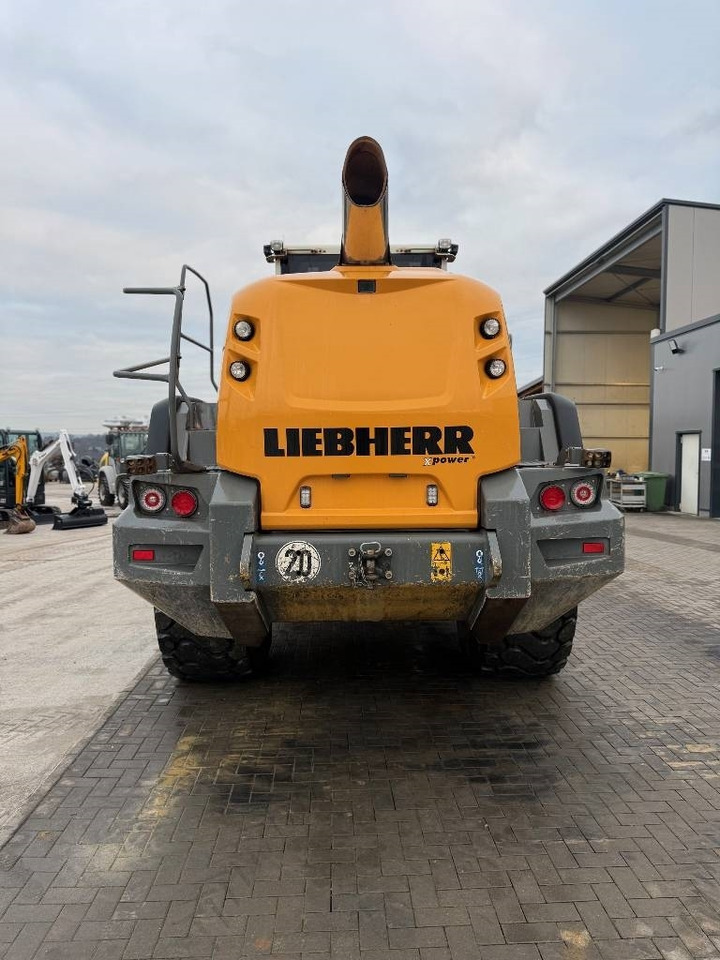Chargeuse sur pneus Liebherr L 566