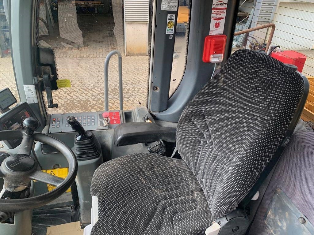 Chargeuse sur pneus Liebherr L 576