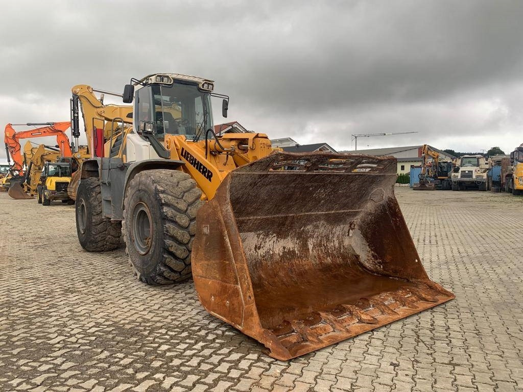 Chargeuse sur pneus Liebherr L 576