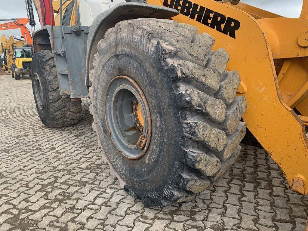 Chargeuse sur pneus Liebherr L 576
