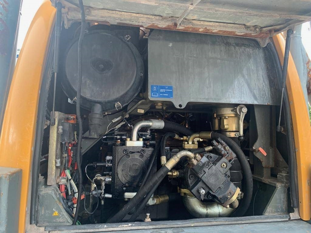 Chargeuse sur pneus Liebherr L 576