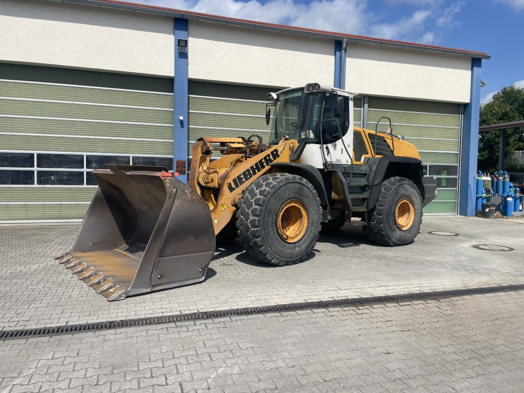 Chargeuse sur pneus Liebherr L 576
