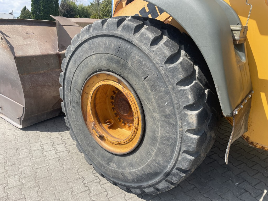 Chargeuse sur pneus Liebherr L 576