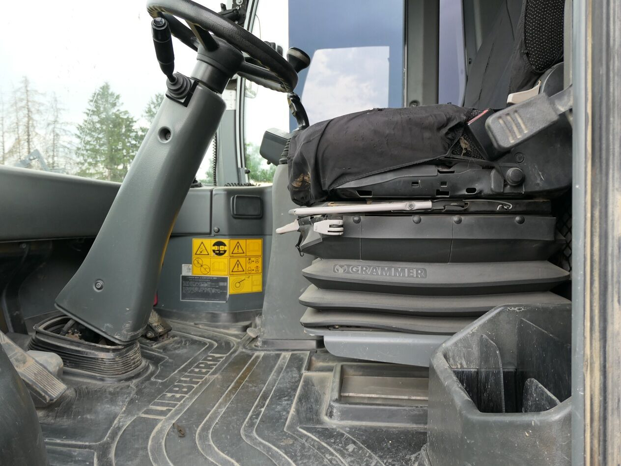 Chargeuse sur pneus Liebherr L 576