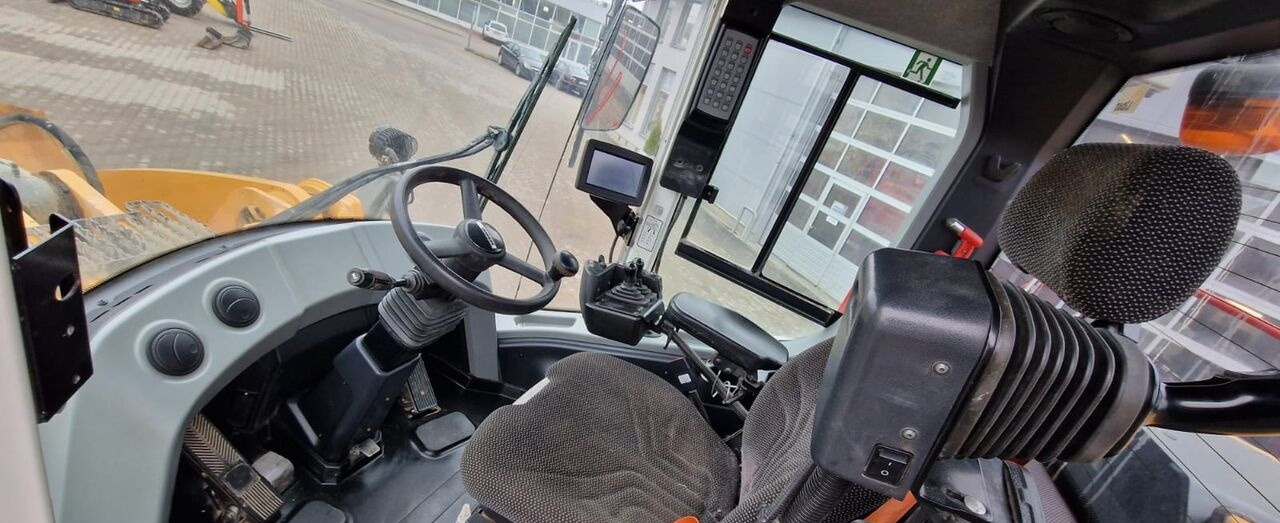 Chargeuse sur pneus Liebherr L 576 XPower