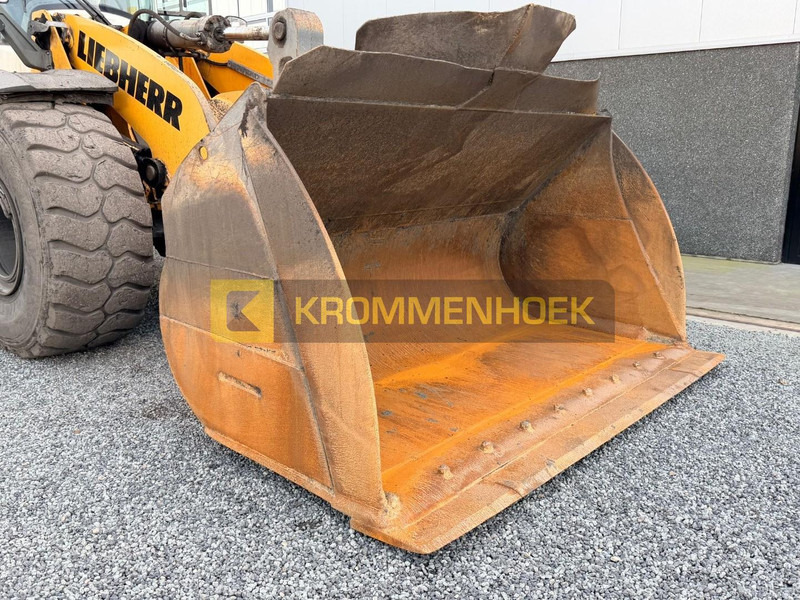 Chargeuse sur pneus Liebherr L 576 Xpower