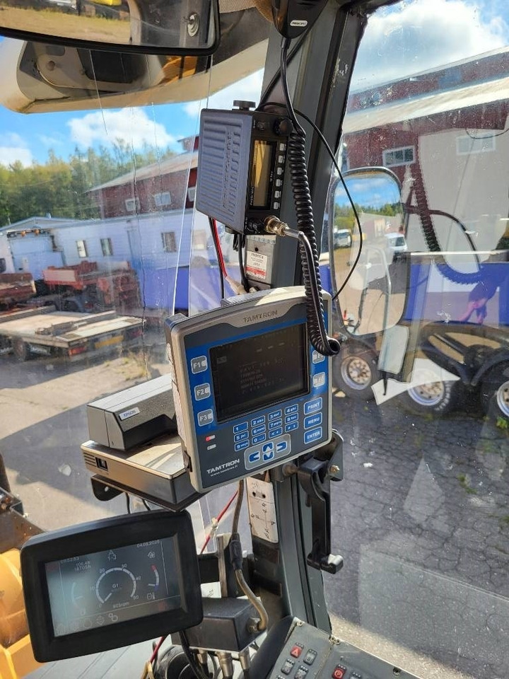 Chargeuse sur pneus Liebherr L 586 2Plus2