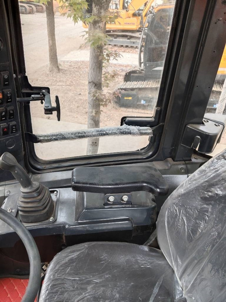 Chargeuse sur pneus LiuGong 856