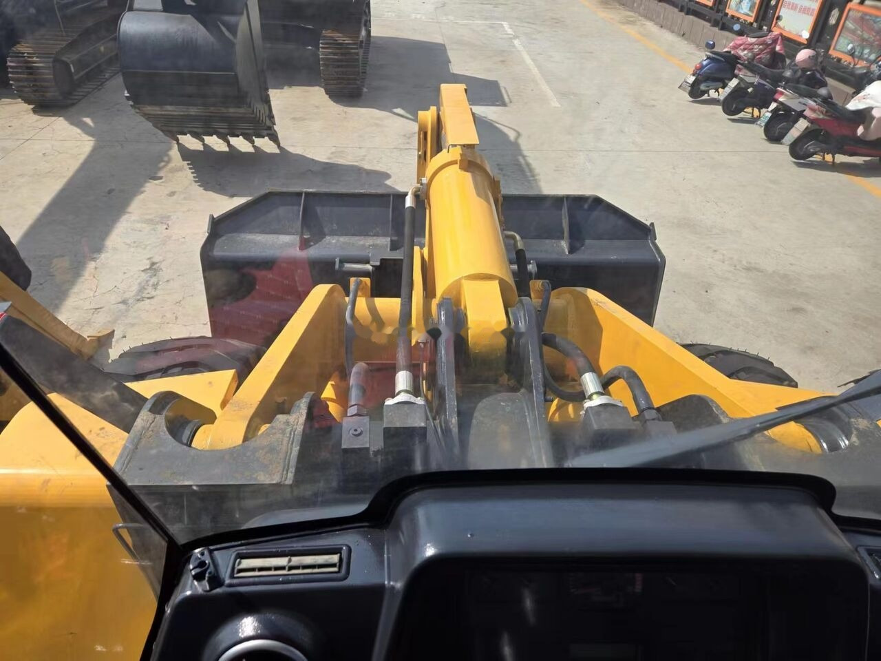 Chargeuse sur pneus LiuGong 856H