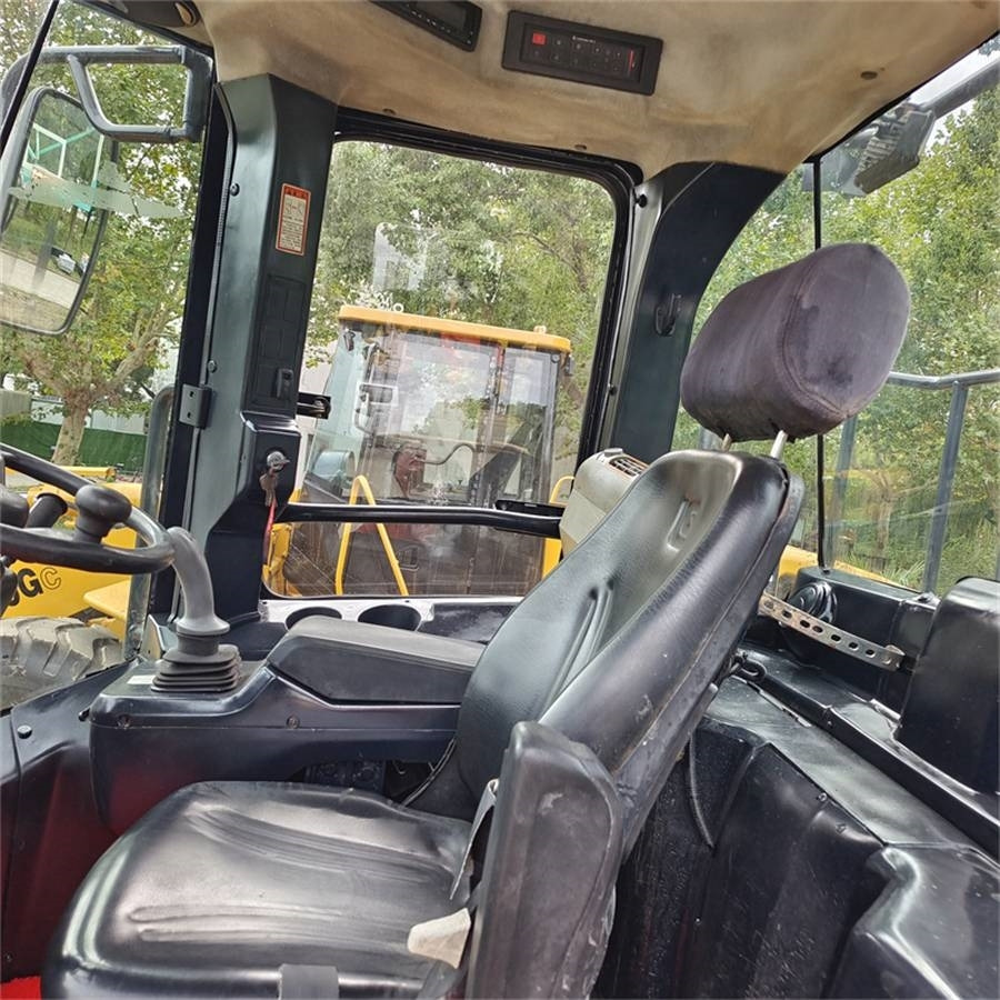 Chargeuse sur pneus LiuGong 856 H