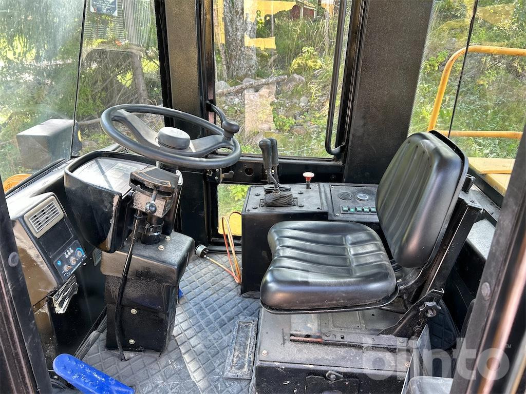 Chargeuse sur pneus Liugong 966H