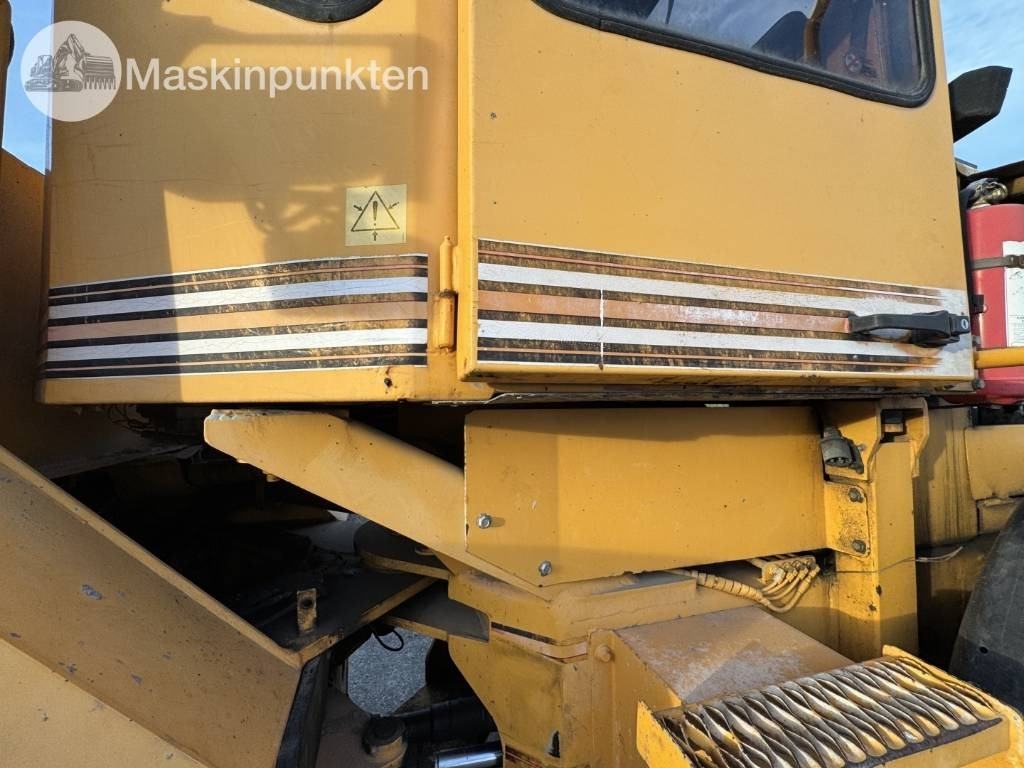 Chargeuse sur pneus Ljungby 1118 Hjullastare